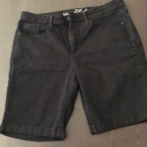 Universal Thread brand shorts (from Target)